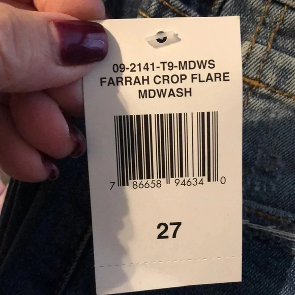 Jordache Farrah Crop Flare Mdwash Size 27 - Picture 5 of 10